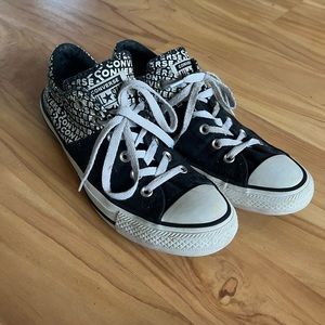 women’s converse black and white low tops